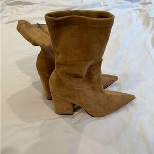 Marc Fisher high ankle boots heel bootie Suede